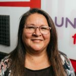 A TU LADO. Claudia López. Domingos 14 a 16 hs.